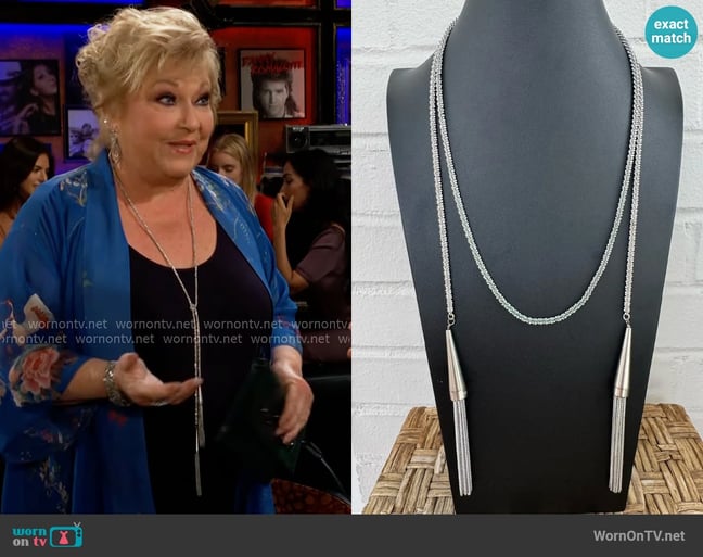 Traci's Kendra Scott necklace