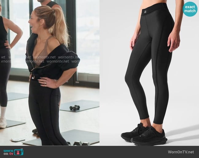 Daisy's Alo Yoga leggings