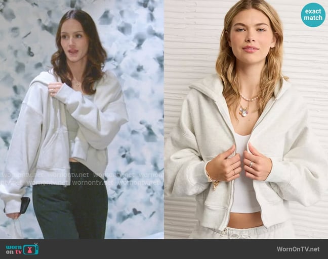American Eagle Full-Zip Balloon Sleeve Hoodie worn by Mikayla Matthews on The Secret Lives of Mormon Wives American Eagle Full-Zip Balloon Sleeve Hoodie worn by Mikayla Matthews on The Secret Lives of Mormon Wives