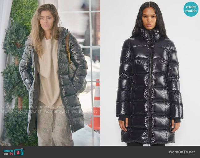 Taylor's Aritzia coat Taylor's Aritzia coat