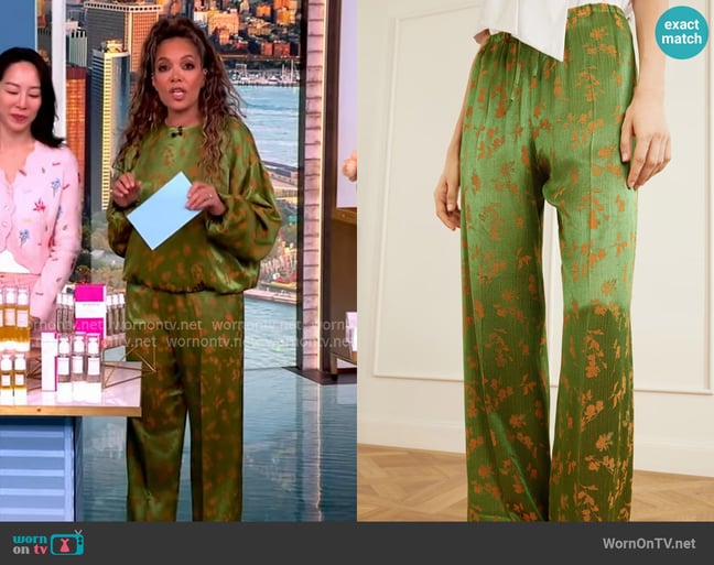 Dries Van Noten Floral-jacquard satin wide-leg pants worn by Sunny Hostin on The View Dries Van Noten Floral-jacquard satin wide-leg pants worn by Sunny Hostin on The View