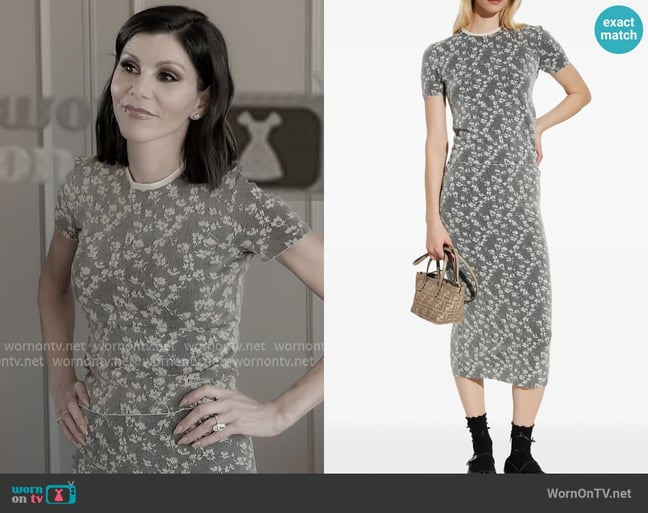 Fendi Floral Motif Jacquard Short Sleeved T-Shirt worn by Heather Dubrow on The Real Housewives of Orange County Fendi Floral Motif Jacquard Short Sleeved T-Shirt worn by Heather Dubrow on The Real Housewives of Orange County