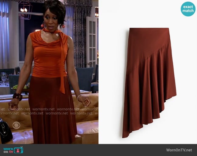 Sharon's H&M skirt Sharon's H&M skirt