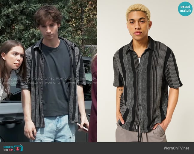 Hollister Boxy Short-Sleeve Textural Stripe Shirt in Black Stripe worn by Rocco Falconeri (Finn Francis Carr) on General Hospital Hollister Boxy Short-Sleeve Textural Stripe Shirt in Black Stripe worn by Rocco Falconeri (Finn Francis Carr) on General Hospital