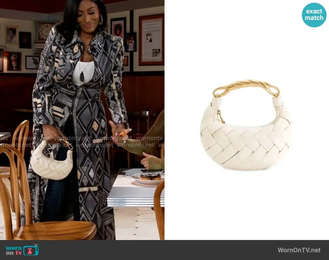 JW Pei Orla Weave Handbag worn by Dana 'Leslie' Thomas (Trisha Mann-Grant) on Beyond the Gates JW Pei Orla Weave Handbag worn by Dana 'Leslie' Thomas (Trisha Mann-Grant) on Beyond the Gates