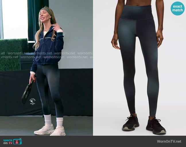 Hailey's Lululemon leggings