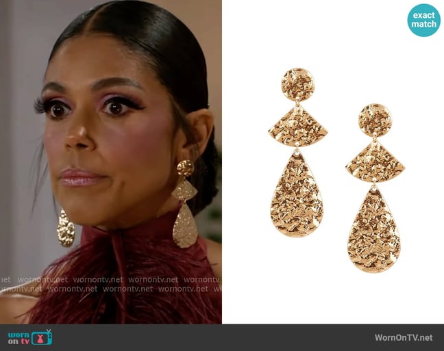 Southern Living Hammered Geo Drop Earrings worn by Dani Dupree (Karla Mosley) on Beyond the Gates Southern Living Hammered Geo Drop Earrings worn by Dani Dupree (Karla Mosley) on Beyond the Gates