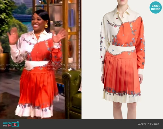 Sherri Shepherd's Versace top Sherri Shepherd's Versace top