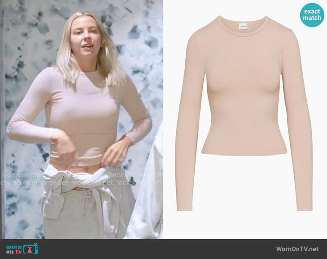 Wilfred Absolute Longsleeve worn by Mayci Neeley on The Secret Lives of Mormon Wives Wilfred Absolute Longsleeve worn by Mayci Neeley on The Secret Lives of Mormon Wives