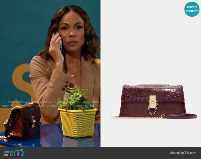 Aldo Fortulaa Bag worn by Nicole Dupree Richardson (Daphnee Duplaix) on Beyond the Gates Aldo Fortulaa Bag worn by Nicole Dupree Richardson (Daphnee Duplaix) on Beyond the Gates