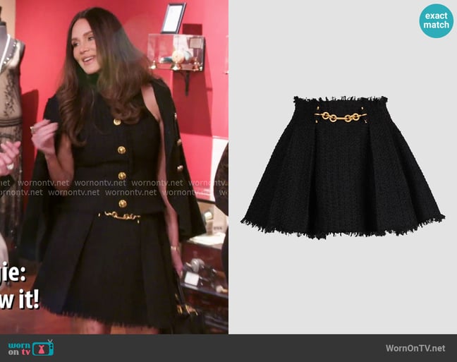 Balmain Goldtone Chain-Detailed Tweed Flared Miniskirt worn by Meredith Marks on The Real Housewives of Salt Lake City Balmain Goldtone Chain-Detailed Tweed Flared Miniskirt worn by Meredith Marks on The Real Housewives of Salt Lake City
