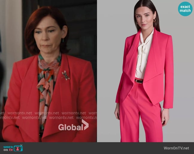 BCBG Open-Front Collared Blazer worn by Elsbeth Tascioni (Carrie Preston) on Elsbeth BCBG Open-Front Collared Blazer worn by Elsbeth Tascioni (Carrie Preston) on Elsbeth