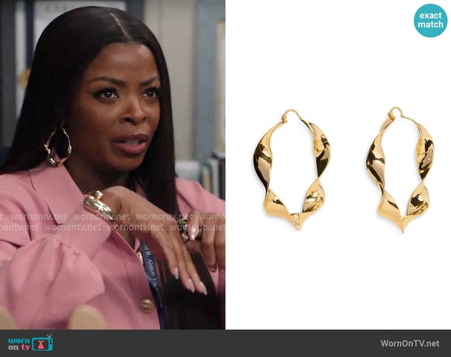 Ava's Cult Gaia earrings