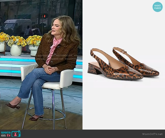 Jennifer Jason Leigh's Naturalizer shoes Jennifer Jason Leigh's Naturalizer shoes