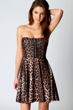 Leopard print dress with zip like Zoes at Boohoo