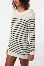 Striped sweater like Serena's at Urban Outfitters