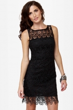 Similar black dress at Lulus