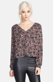 ASTR Long Sleeve V-Neck Top at Nordstrom