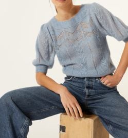 AUTUMN CASHMERE SQUARE NECK PUFF SLEEVE STITCHERY TOP at Indigo