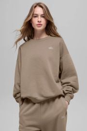 Accolade Crew Neck Pullover - Gravel at Alo Yoga