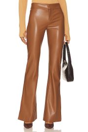 Alice Olivia Olivia Faux Leather Pant in Camel at Revolve