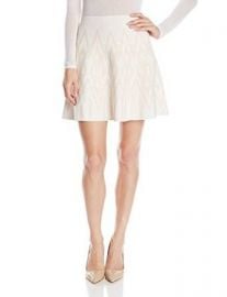 Amazoncom BCBGMAXAZRIA Womenand39s Queeny Jacquard Flippy Skirt Clothing at Amazon