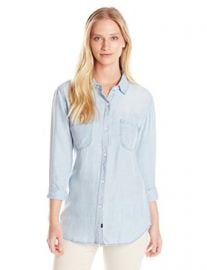 Amazoncom Rails Womenand39s Carter Chambray Polka Dot Button Down Shirt Clothing at Amazon