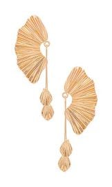 Amber Sceats X Revolve Fan Drop Earrings In Gold at Revolve