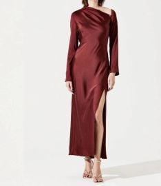 Astr - Catriona Front Slit Dress Designer Outlet Snagged amp Bagged at Snagged & Bagged