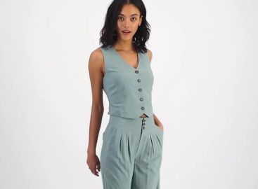 Bar III Womenx27s Sleeveless Cropped Vest Created for Macyx27s - Macyx27s at Macys
