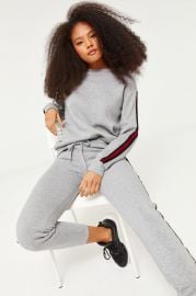 Basic Oversized Contrasting Sweatshirt at Ardene