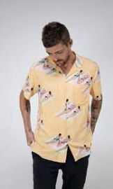 Beach Day Buttonup Shirt at Duvin