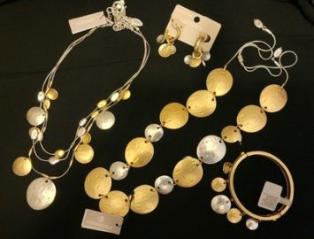 CHICOaposS NWT womenaposs MIXED METAL CIRCLETS 2 necklaces bracelet amp earrings set eBay at eBay
