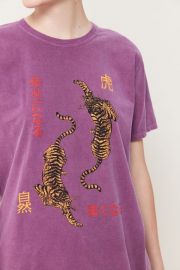 Circling Tiger Tee by Urban Outfitters at Urban Outfitters