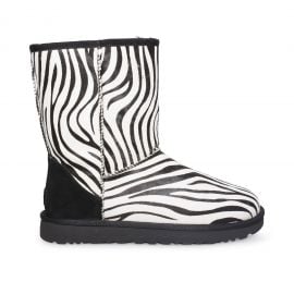 WornOnTV: Cheyenne’s zebra short boots on Superstore | Nichole Bloom ...