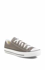 Converse Chuck Taylorand174 Low Sneaker in grey at Nordstrom