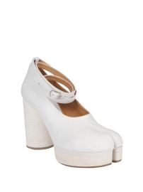 Court shoes Maison Margiela - Tabi white smooth leather pumps - S58WL0122P1988T1003 at THEBS