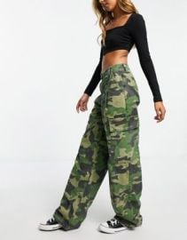 DESIGN oversized cargo pants in khaki camo at ASOS