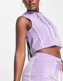 Daisy Street Active velour cropped hooded tank in lilac at ASOS