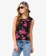 Distressed rose muscle tee at Forever 21