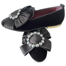 Dolce Gabbana Baroque Crystal Ribbon Velvet Loafer Shoes at Vestiaire Collective