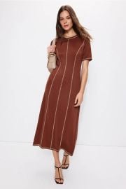 Donna Morgan Colorfast Midi Dress at Rent the Runway