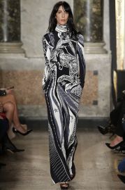 Emilio Pucci  - Fall 2015 Ready To Wear Collection at Vogue