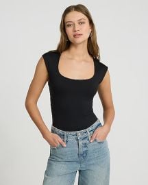 Express Body Contour High Compression Scoop Neck Cap Sleeve Bodysuit at Express
