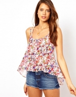 Floral dipped hem top at Asos