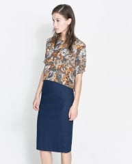 Floral print crop top at Zara