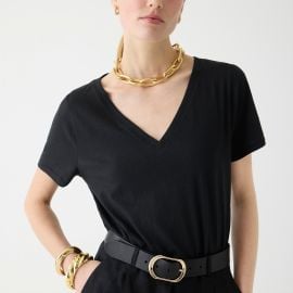 Frame Le Mid Rise V Neck T Shirt in Noir at J. Crew