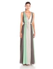 HALSTON HERITAGE Women  39 s Sleeveless Deep V-Neck Chiffon Gown  Amazon Fashion at Amazon