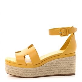 HERMES Goatskin Elda Espadrille Wedge Sandals 38 Jaune Sable 1025403 FASHIONPHILE at Fashionphile