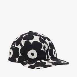 Halko Mini Unikko cap at Marimekko